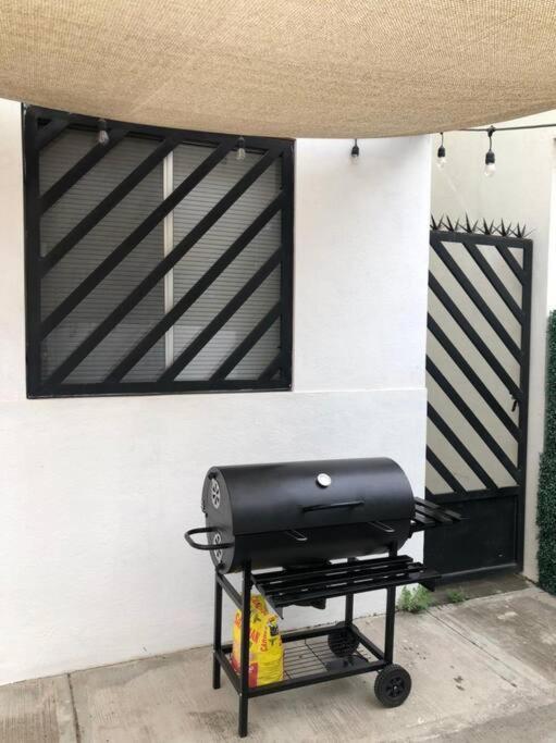 Comfortable And Private House 2 Bedrooms Wifi Parking Free Monterrey Luaran gambar