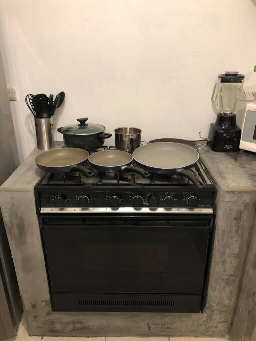 Comfortable And Private House 2 Bedrooms Wifi Parking Free Monterrey Luaran gambar